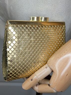 Vintage 80s Gold Mesh Coin Purse Art Deco Style Kisslock Top Closure